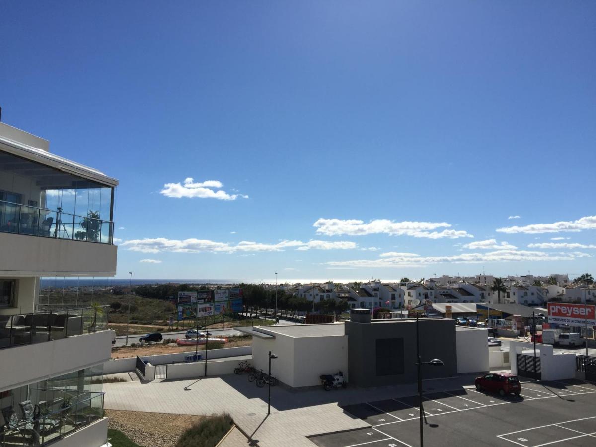 Modern Cozy 2-Bedroom Los Dolses Villamartin Dehesa de Campoamor  ภายนอก รูปภาพ