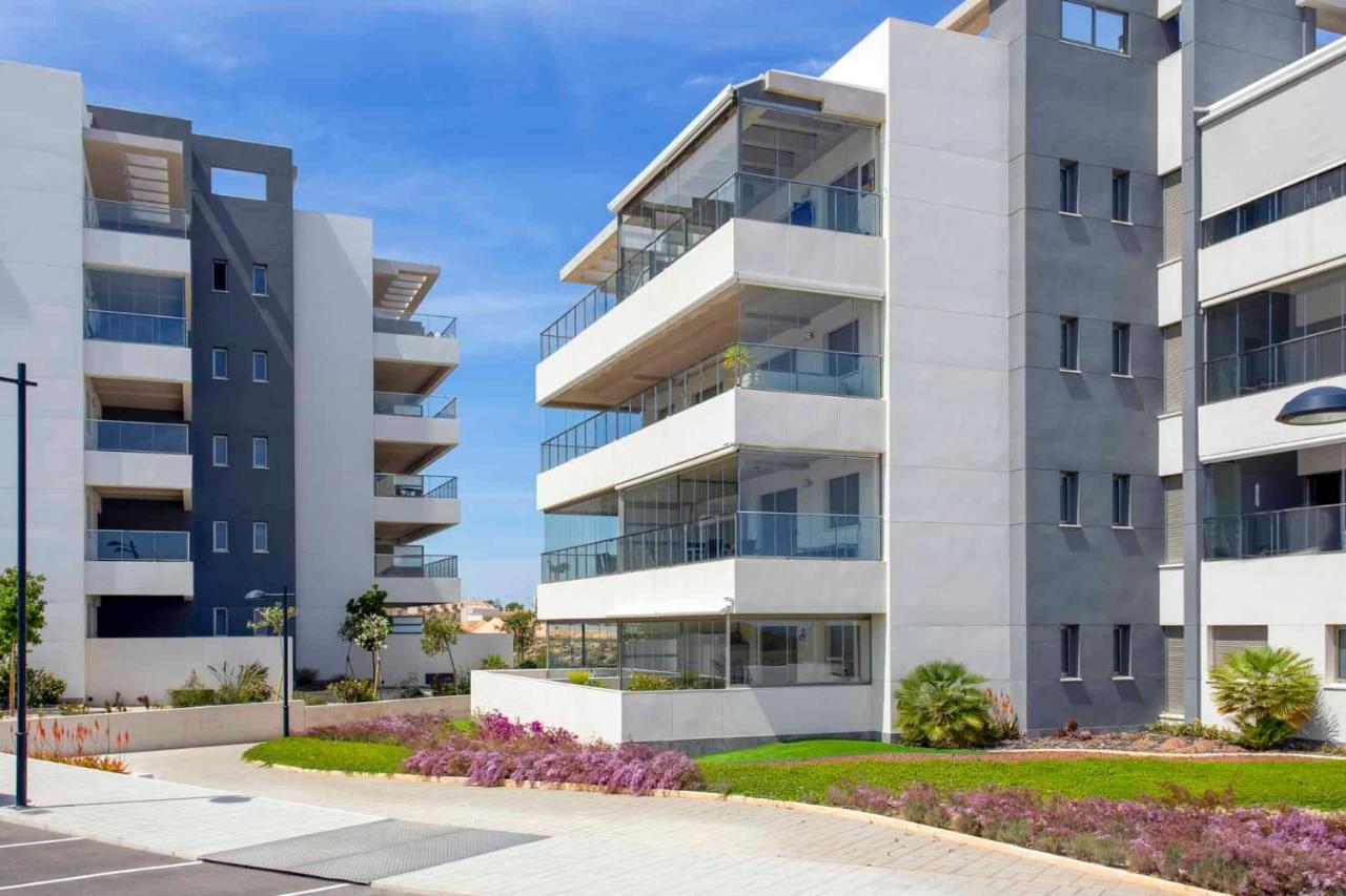 Modern Cozy 2-Bedroom Los Dolses Villamartin Dehesa de Campoamor  ภายนอก รูปภาพ